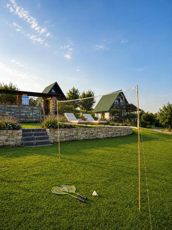 Mreznicka Idila resort- 3 riverside tiny houses with pool&jacuzzi - B&B Galović-Selo