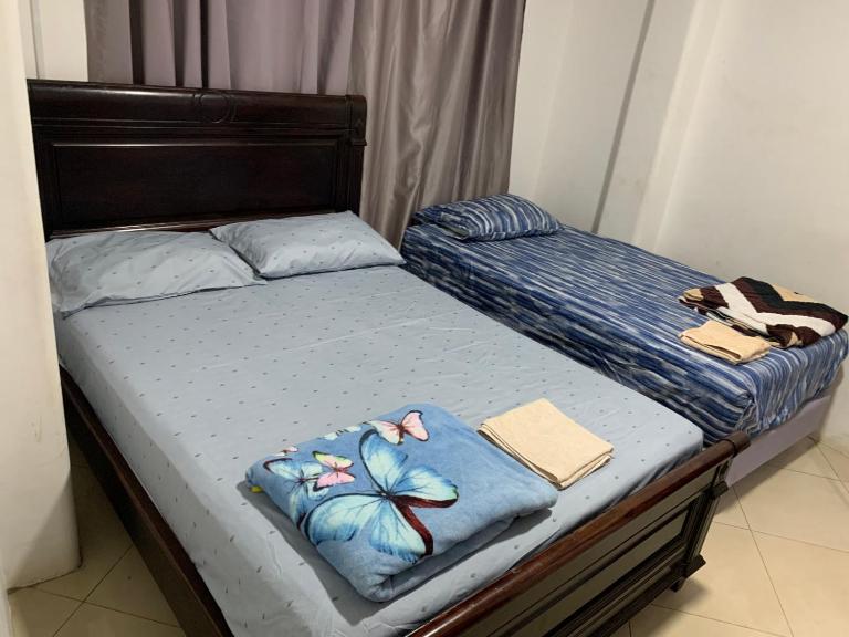 Hostal Belletini - B&B Manta