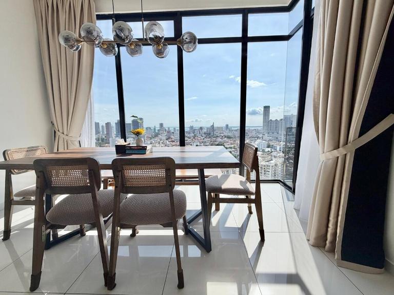 Beacon Executive Suites #Modern Chic #SkyPool #Georgetown #5pax #2BR 2bath #2Queen 1Single #Quality well maintained #Private host - B&B George Town