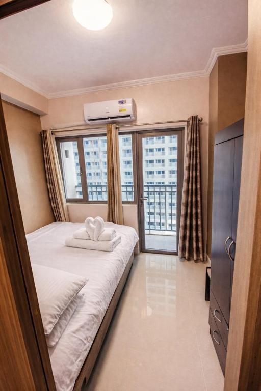 1BR Furnished Condo in Mandaluyong - Fame3 - 2030 - B&B Manila