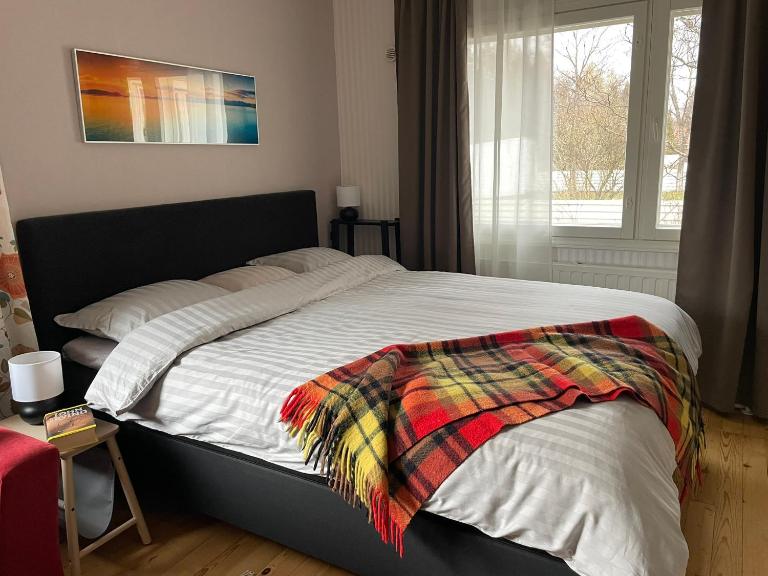 Cozy, conveniently located apartment in a 1950's wooden house - B&B Helsinki