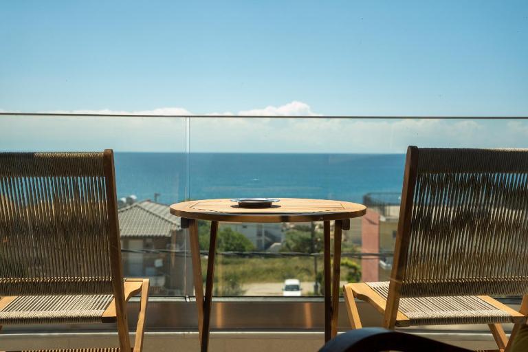 Evi Seaside Suites - B&B Kanáli