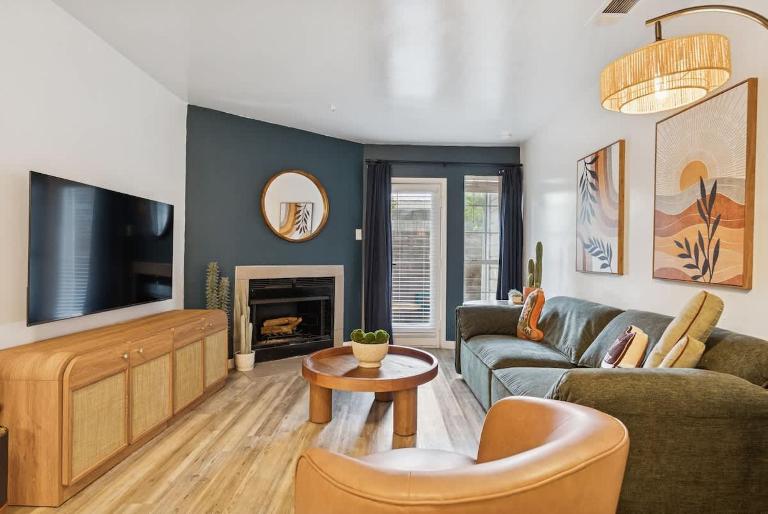 Boho Sante Fe Vibe - Downtown - Pool - No 202 - B&B Dallas
