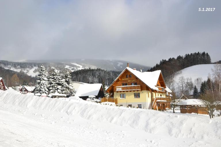 Apartmány Ski Lift - B&B Rokytnice nad Jizerou