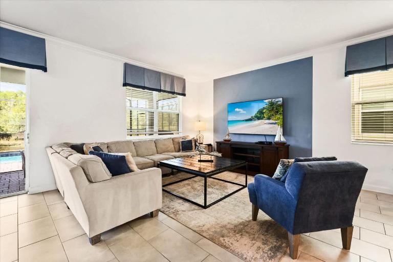 Great 8 br villa w games theater pool by Disney - B&B Kissimmee