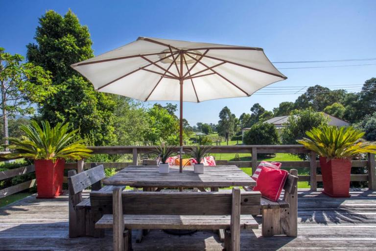 Stone Cottage - vineyard estate w. fireplace - Bed and Breakfast Milton