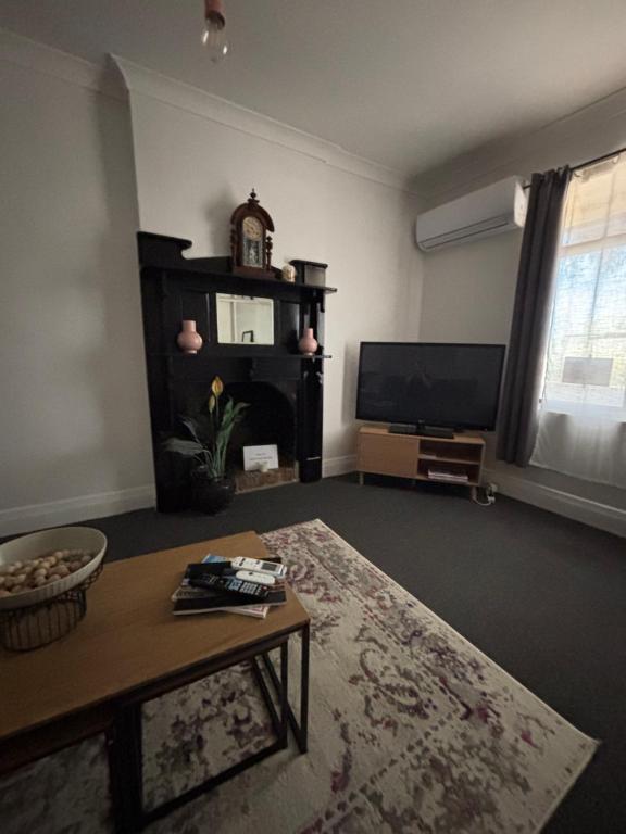 Clanarrah Karkalla historic old shop - B&B Broken Hill