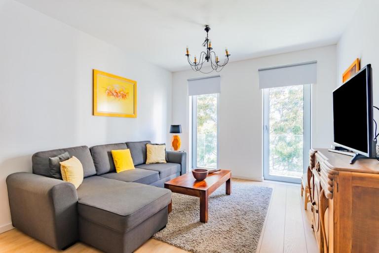 Santo Amaro Beach Apartment - Chambres d'hôtes Oeiras