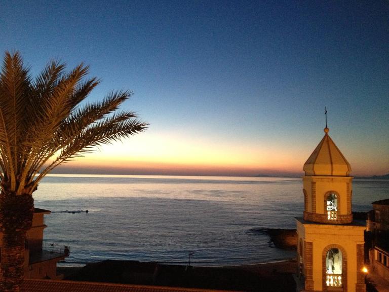 L' Attico sul mare - B&B Santa Maria