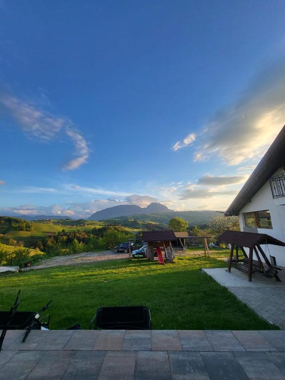 Casa din Livadă, Poiana Mărului, Brasov - B&B Poiana Mărului