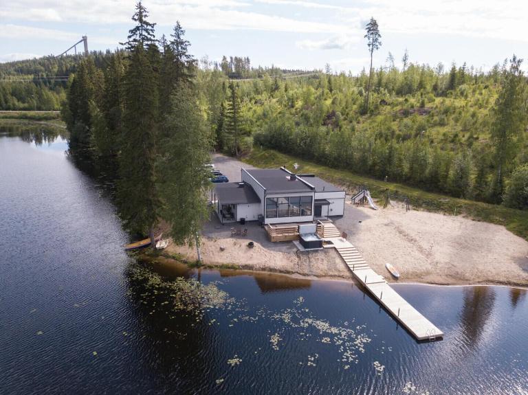 Himos Pitkäjärvi - Bed and Breakfast Jämsä