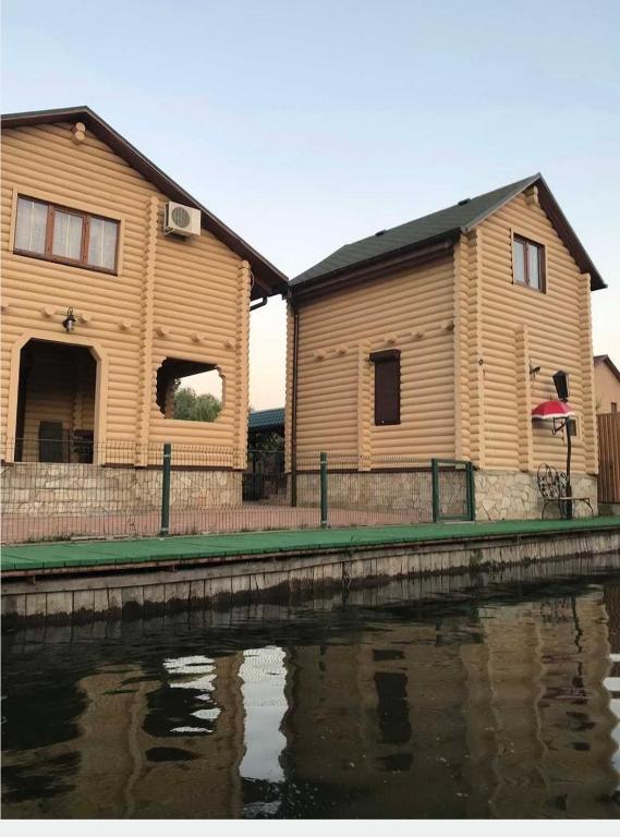 Дом рыбака Маяки Ватер Сити Днестр - Bed and Breakfast Mayaky