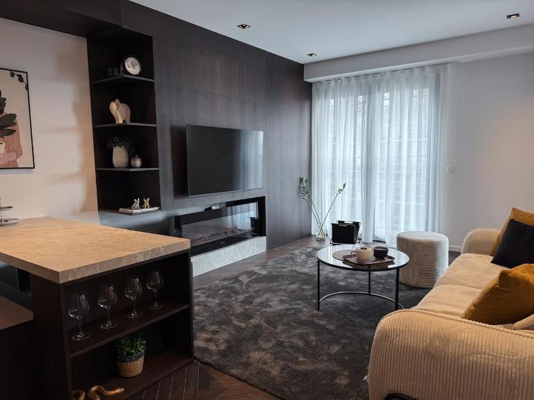 Skyline Escape - Your Central, Cozy & Luxury Home - B&B Pristina
