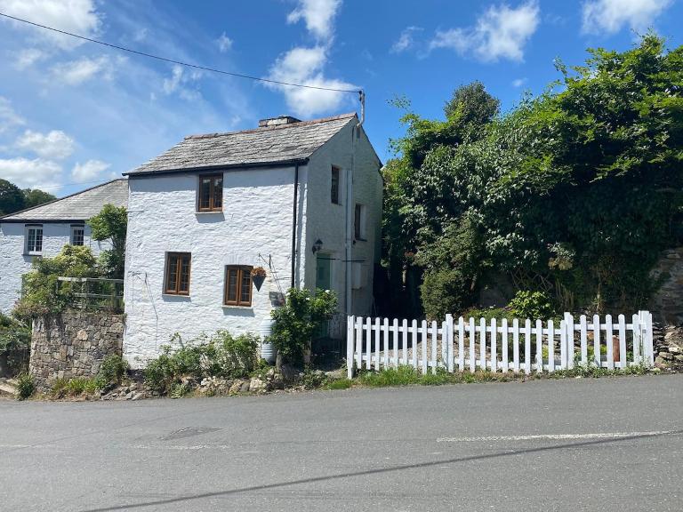 Chartwell Cottage, Rilla Mill-Cosy Cornish Cottage - B&B Upton