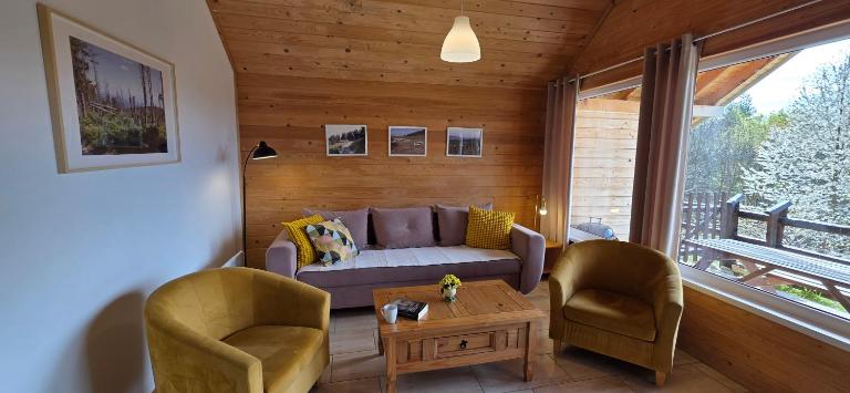 Podbucznik 4 Polica - Ferienwohnung Targoszów