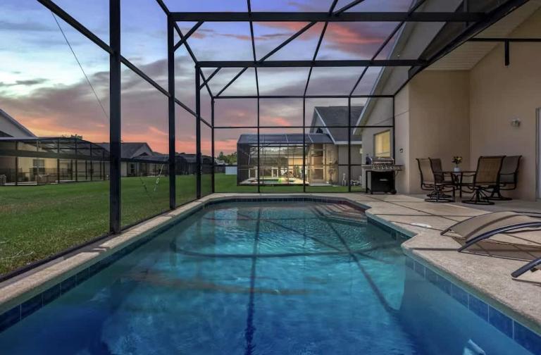 Disney & Universal Escape 4 Bedroom Private Pool Orlando Theme Parks - B&B Kissimmee