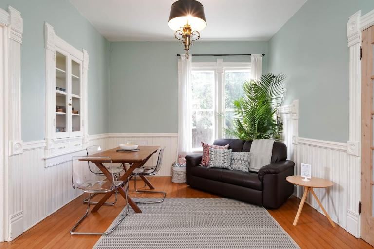 #StayInMyDistrict Sunnyside Vintage Charmer - B&B Portland