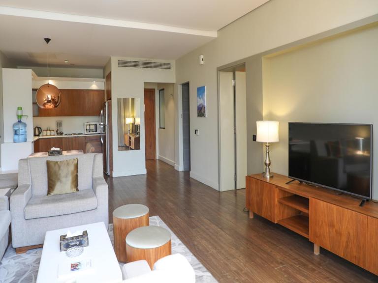 Dolphin Village by Savills Oman - B&B Muscat