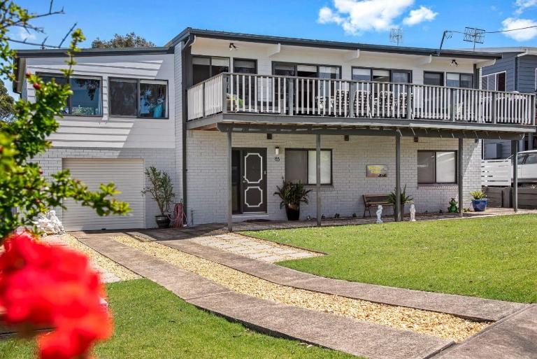 Mollymook Beach Haven - near ocean & golf course - Chambres d'hôtes Mollymook