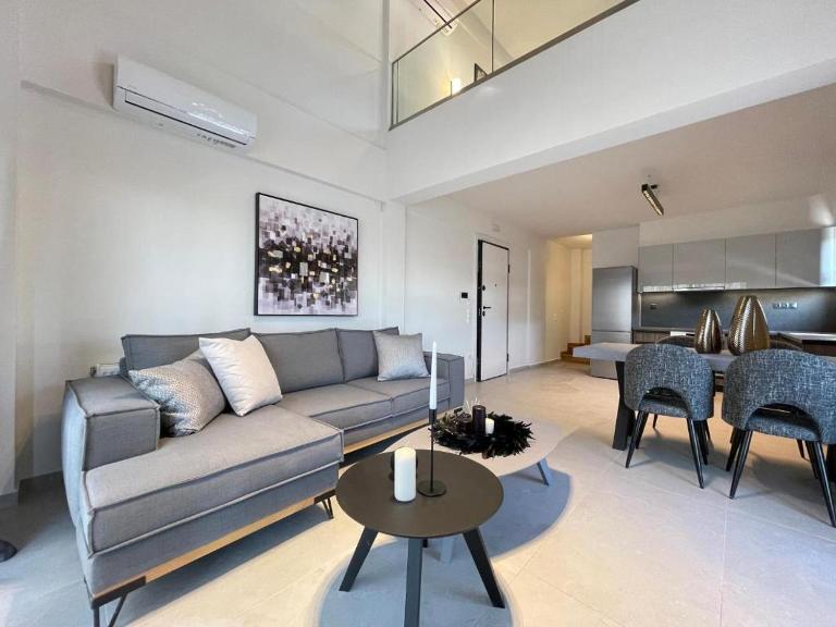 Athenean Gem Near Metro Mall - B&B Athens