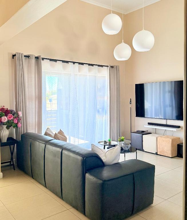 The Charming Windhoek Retreat - B&B Windhoek