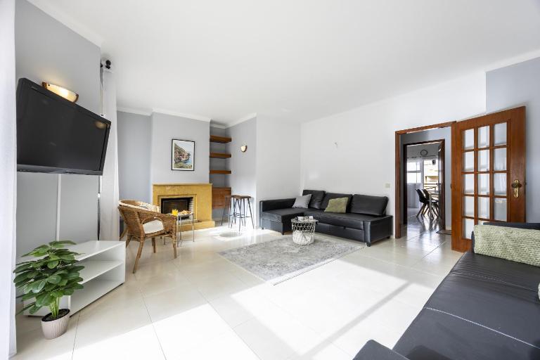 Lagos Modern Comfort by Seewest - B&B Lagos