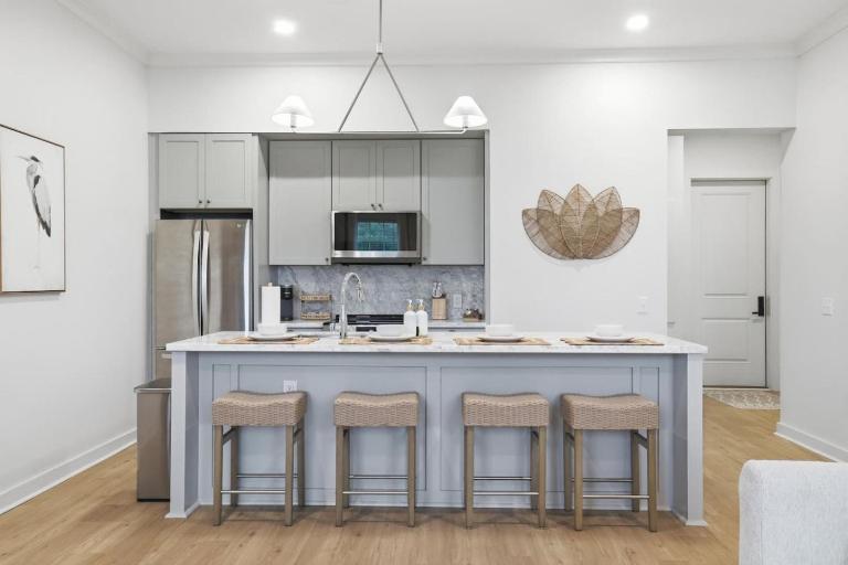 Coastal 1BR with Pool - Near Beach - B&B Pass Christian