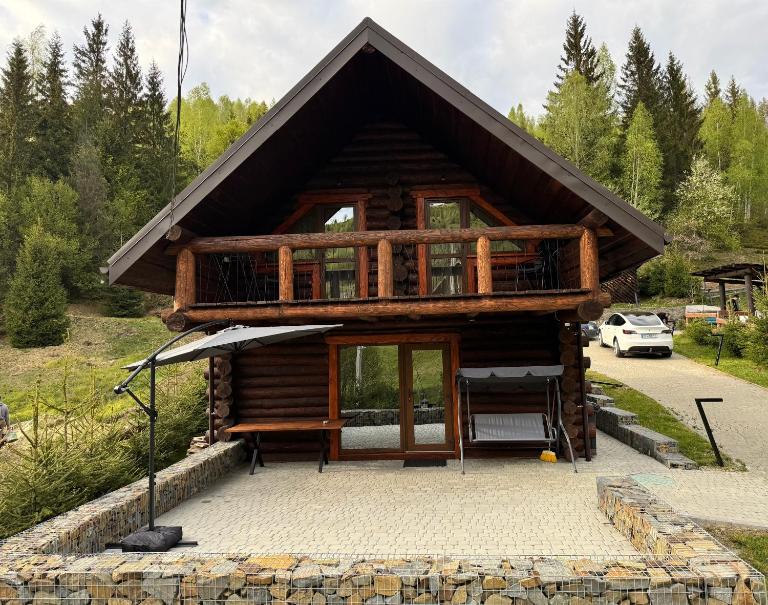 Zrub House Карпати - B&B Nyzhnia Rozhanka