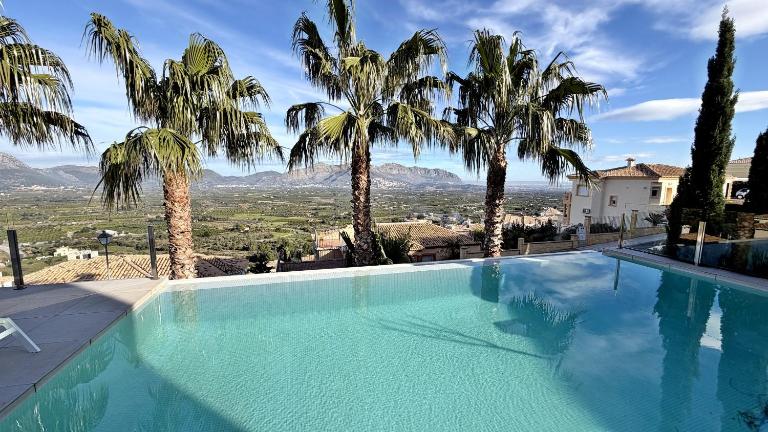 Villa Titulabo - B&B Orba