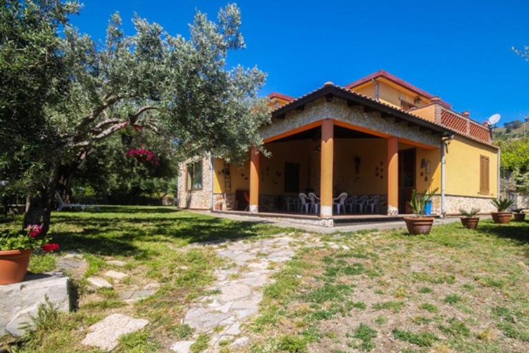 Il Melicucco - B&B Furci Siculo