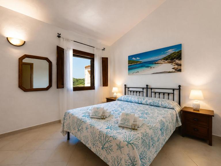 Piazzetta Dei Pini Two Bedroom Apartment 100 m from the Beach - Bed and Breakfast Baja Sardinia
