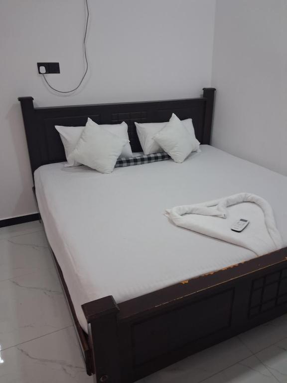 nrtbeachresort - Chambres d'hôtes Trinquemalay
