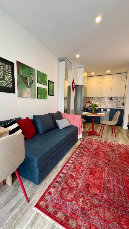 2-room apartment in Art style, 100 meters from the sea - Ferienwohnung Batumi