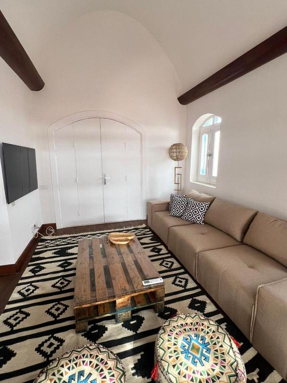 Cozy Home in El Kafr Downtown 2BR & Roof - B&B Hurghada