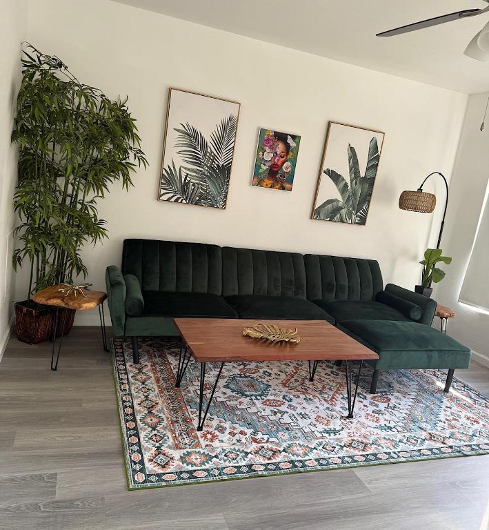 Renovated Condo Lake Eola View Great Location - B&B Orlando
