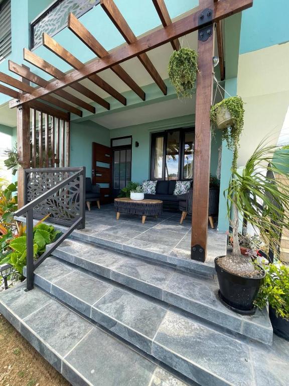 Oceanfront Rustic Family Home Fully Equipped for 8 - Bed and Breakfast Camuy