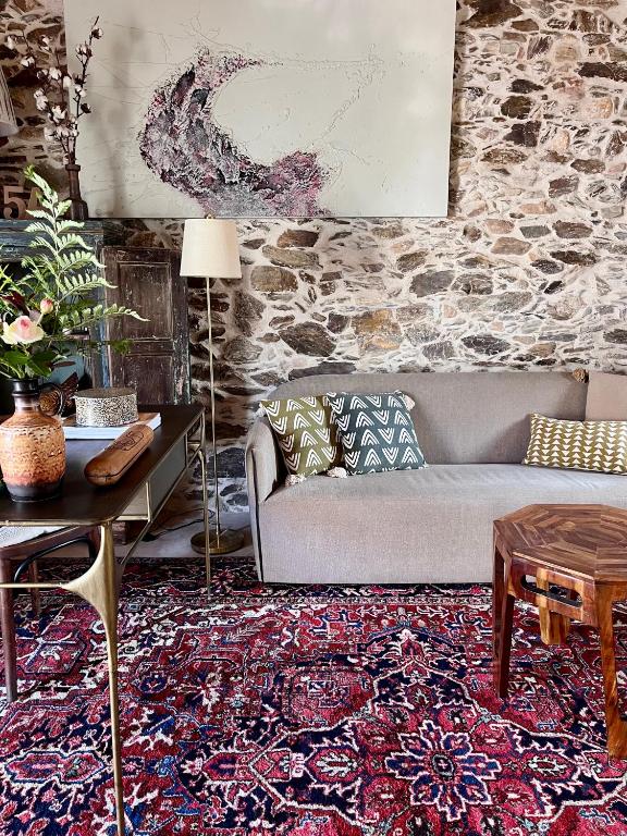 Casa 5A - Refúgio Intimo e privado com design e pátio acolhedor - B&B Oliveira do Mondego