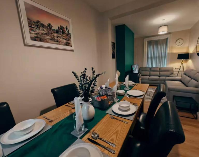 3BR comfy Belfast stays - B&B Belfast