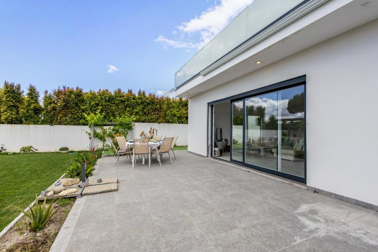 Villa Sun - by Smarthomes - Chambres d'hôtes Caldas da Rainha