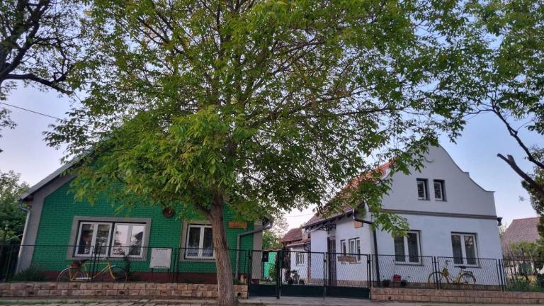 OPG Lola Kokica - Estate & Apartments - B&B Vardarac