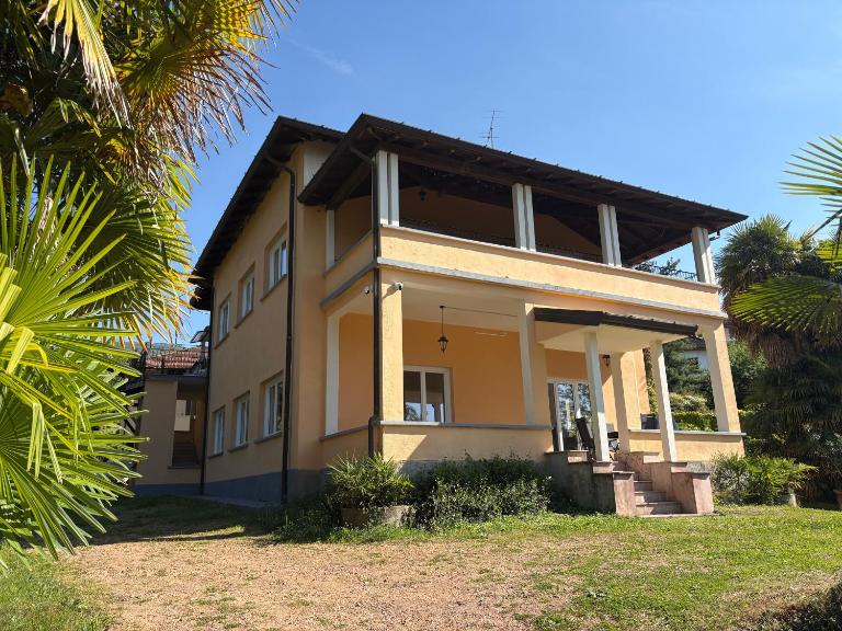 Vista Bella - Villa Giulia - B&B Porto Valtravaglia