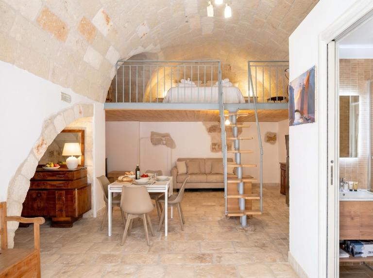 Casa Tino - Retreat by the Sea and History - B&B Polignano a Mare