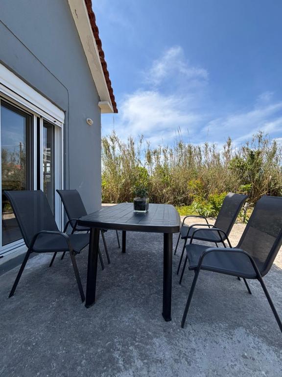 Modern Villa in Lesvos - Ferienwohnung Apidiiás Lákkos