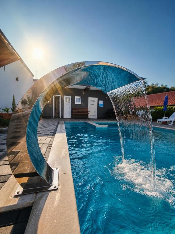 Holiday Home with Private Pool - Ferienwohnung Blagaj