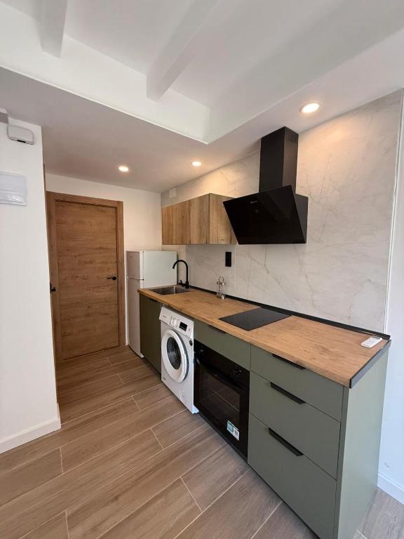 hotel homejireh - B&B Alicante