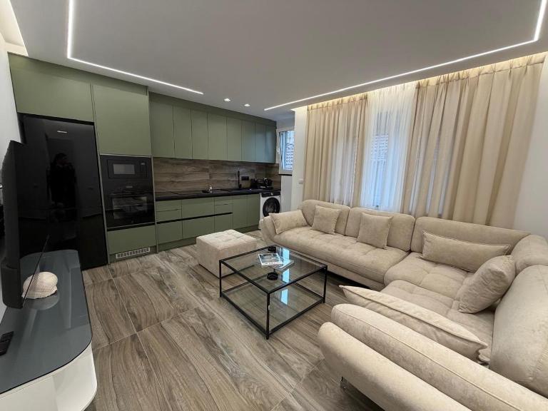 Todi 2 Luxury Apartment - B&B Saranda