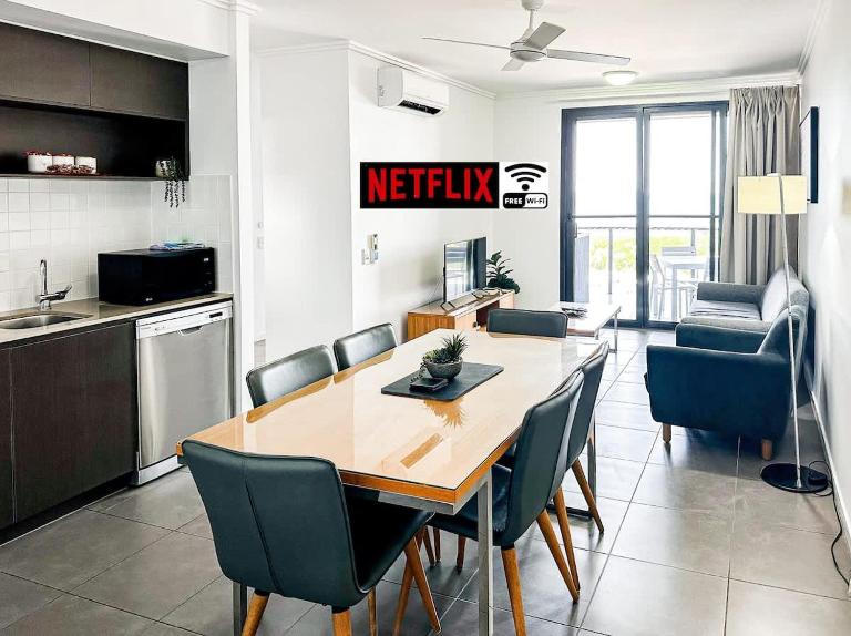 WhitsunStays - The Regal (2br/2bth, Central) - Ferienwohnung Mackay