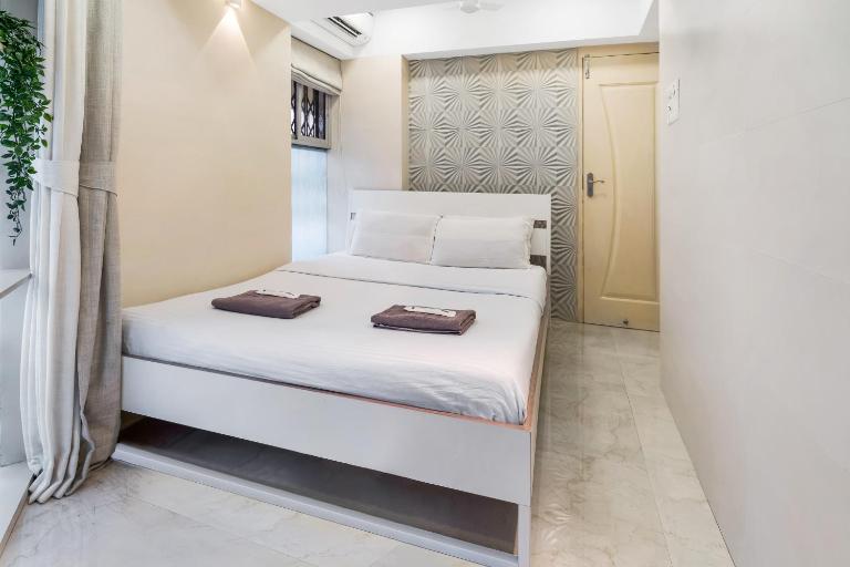 Dido 1BHK in Bandra by SquareOne Stays - B&B Bombay