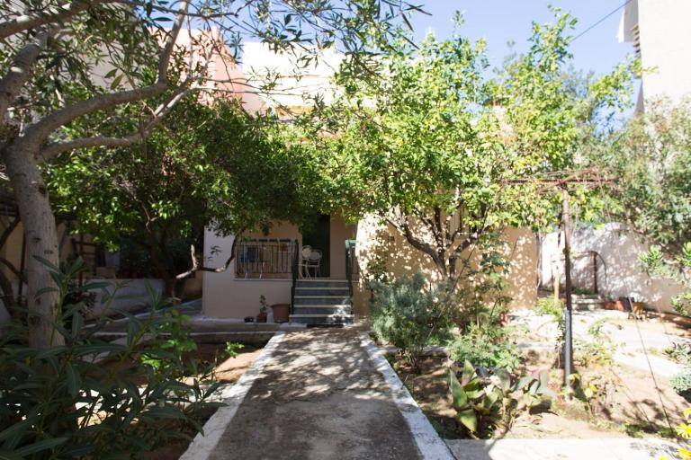 Lovely 60sqm house with garden!! - B&B Atenas