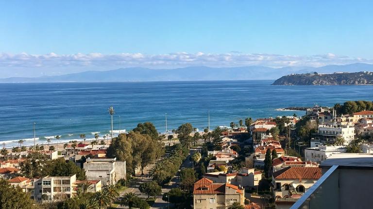 Penthouse Vue sur Mer & Piscine - B&B Tangier